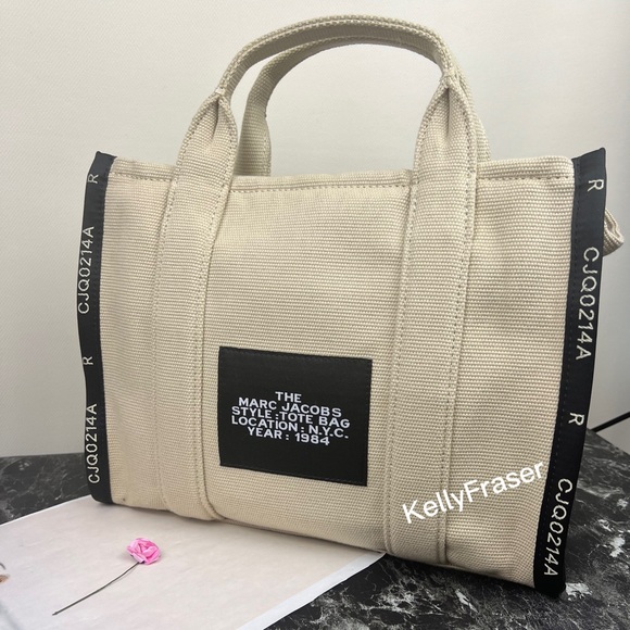 NWOT MARC JACOBS THE JACQUARD MEDIUM TOTE BAG - Picture 3 of 13